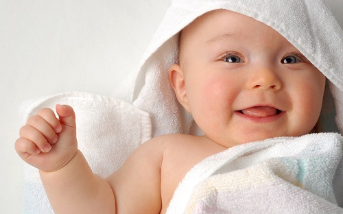 试管婴儿男方需要做的检查有哪些？如何提高精子质量？