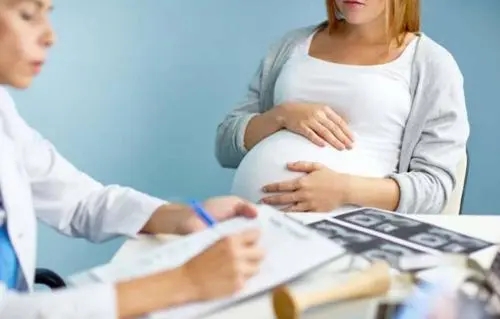 美国试管婴儿攻略：胚胎移植后多久能乘飞机回国？